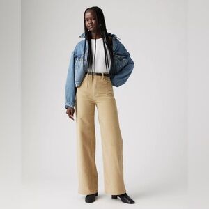 Levi’s Ribcage Wide Leg Corduroy Pants